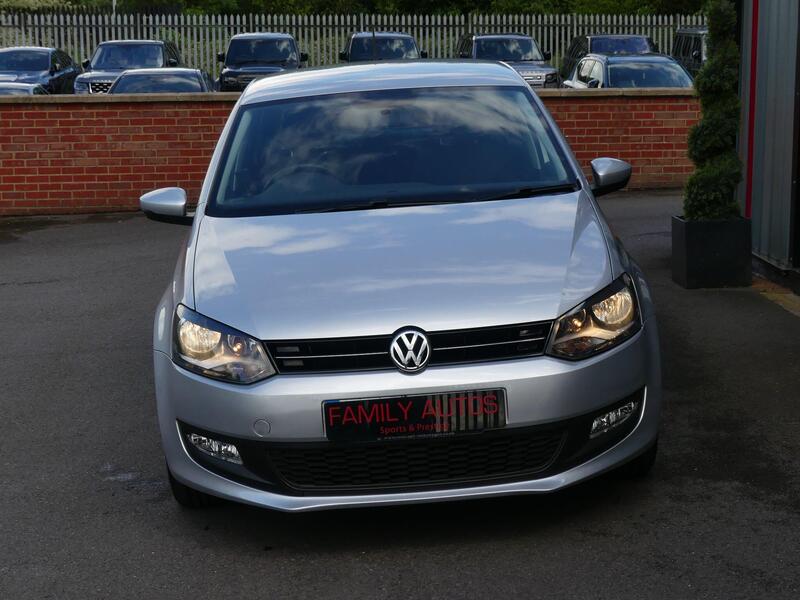 Volkswagen Polo view 5