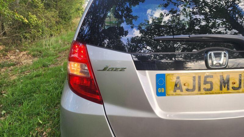 2015 Honda Jazz — photo 25