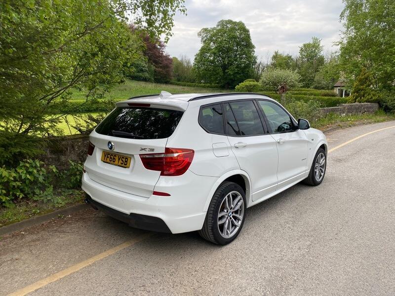 BMW X3 view 6