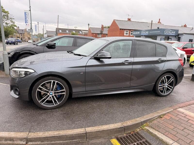 BMW 1 Series view 6