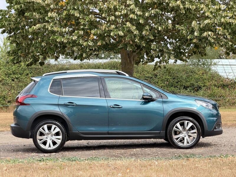 Peugeot 2008 view 2