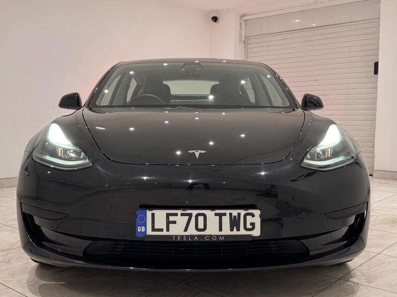Tesla Model 3 view 5