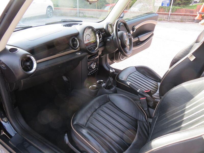 Mini Clubman view 13