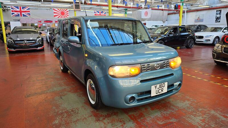 Nissan Cube view 4