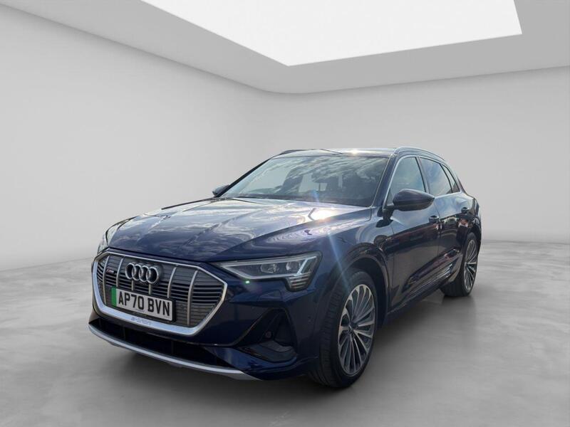 Audi E-Tron view 5