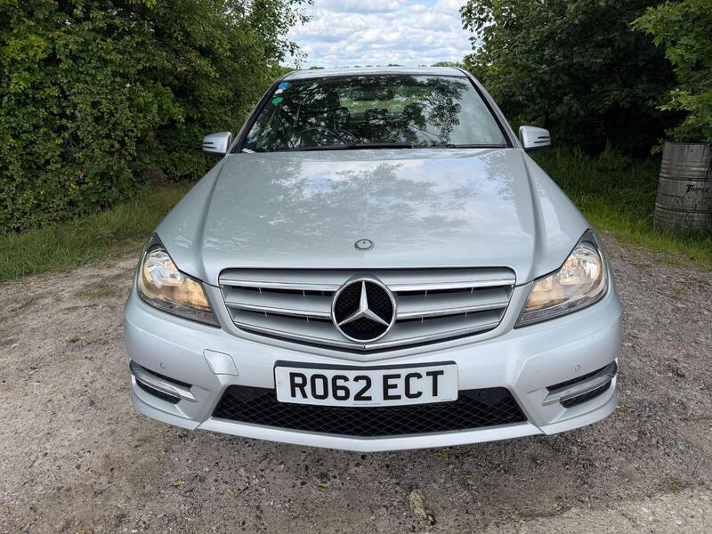 2012 Mercedes-Benz C Class — photo 2