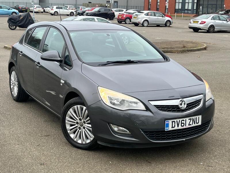 2011 Vauxhall Astra in Grey for sale