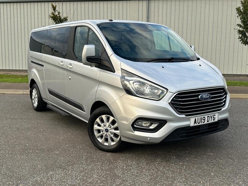 Ford Tourneo Custom main image