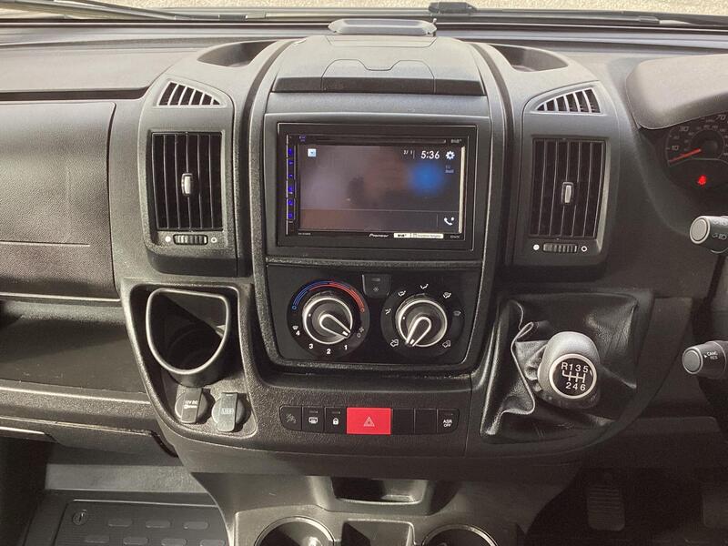 Auto-Trail Imala 730 — image 37