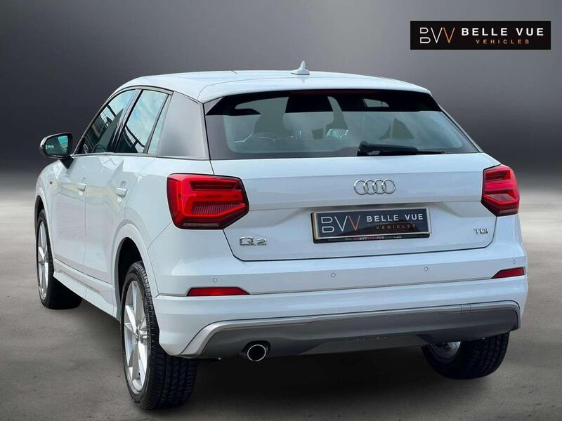 Audi Q2 view 4