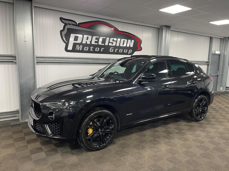 Maserati Levante view 5