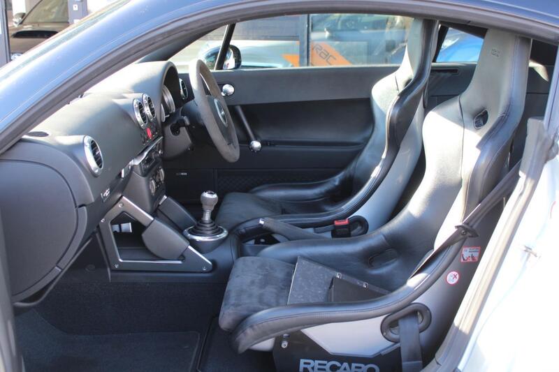Audi TT view 3