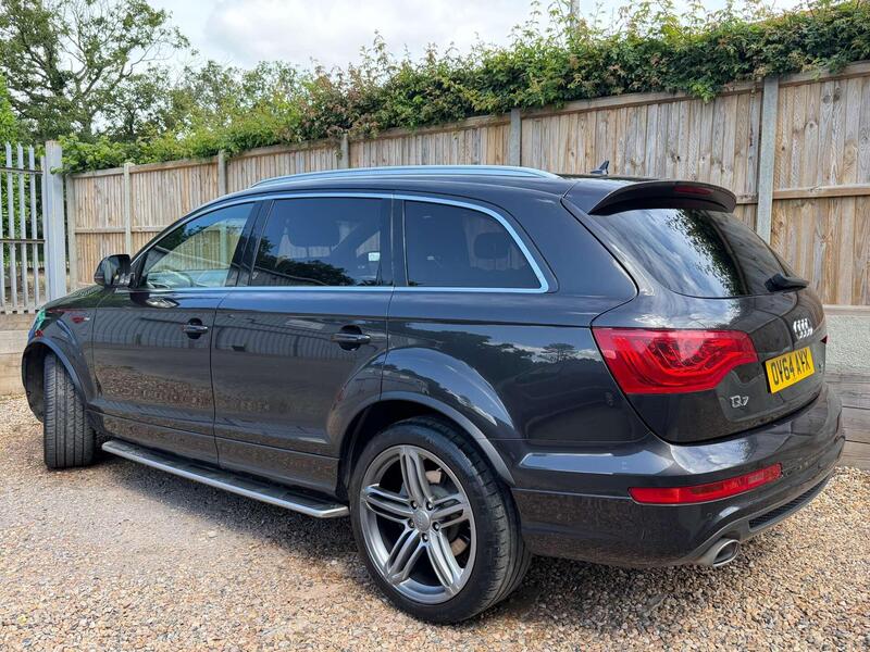 Audi Audi Q7 view 7