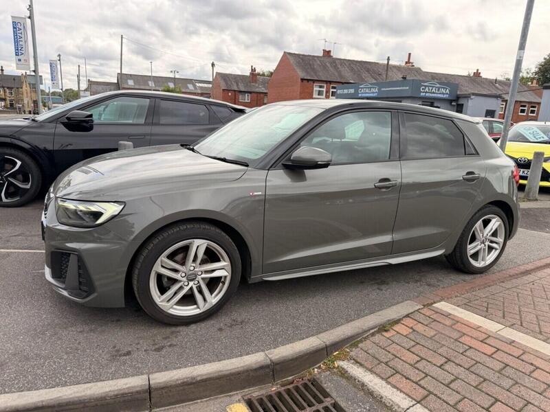 Audi A1 view 6