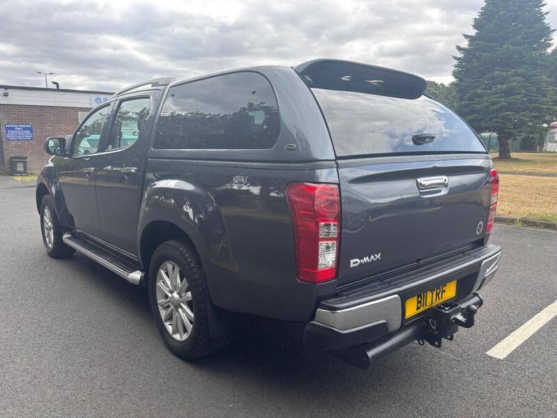 Isuzu D-Max view 5