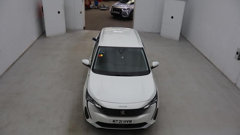 Peugeot 3008 view 7