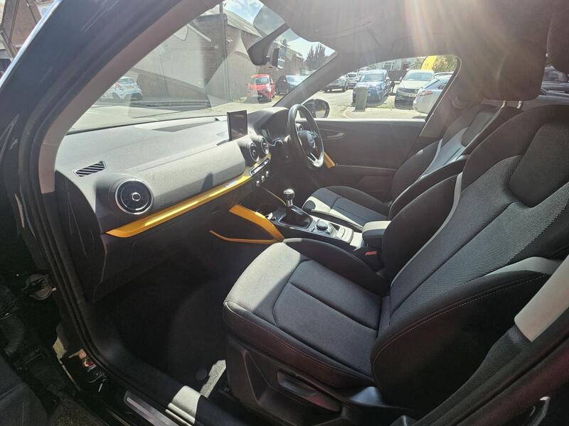 Audi Q2 view 5