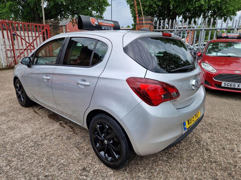 Vauxhall Corsa view 3