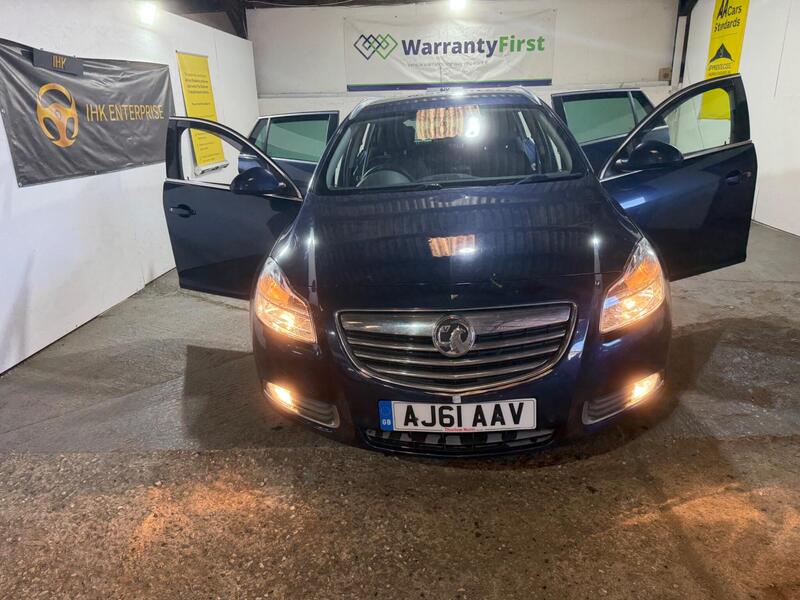2011 Vauxhall Insignia — photo 26