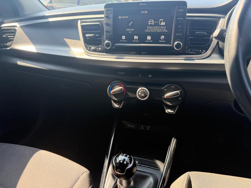 Kia Rio view 5