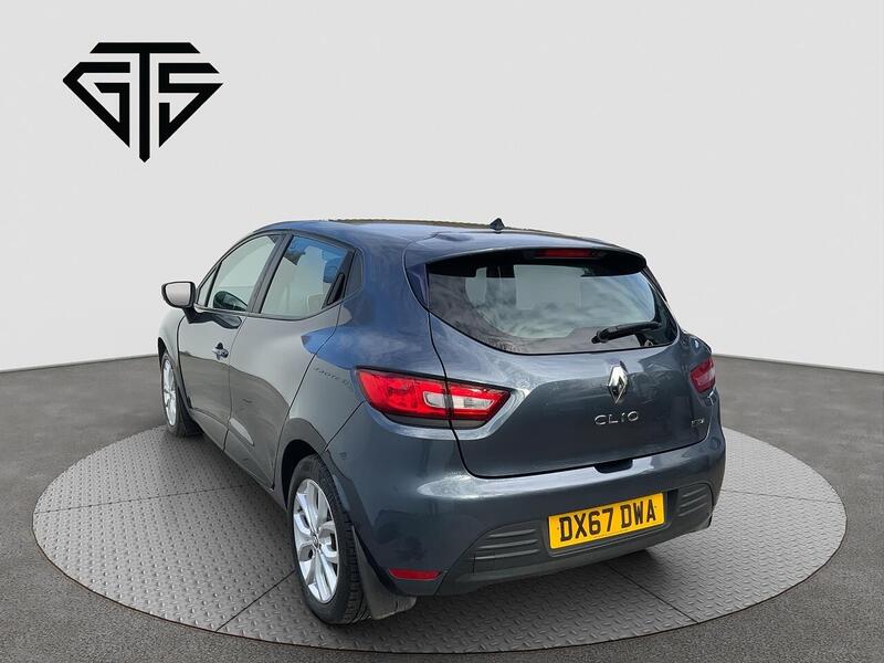 Renault Clio view 5