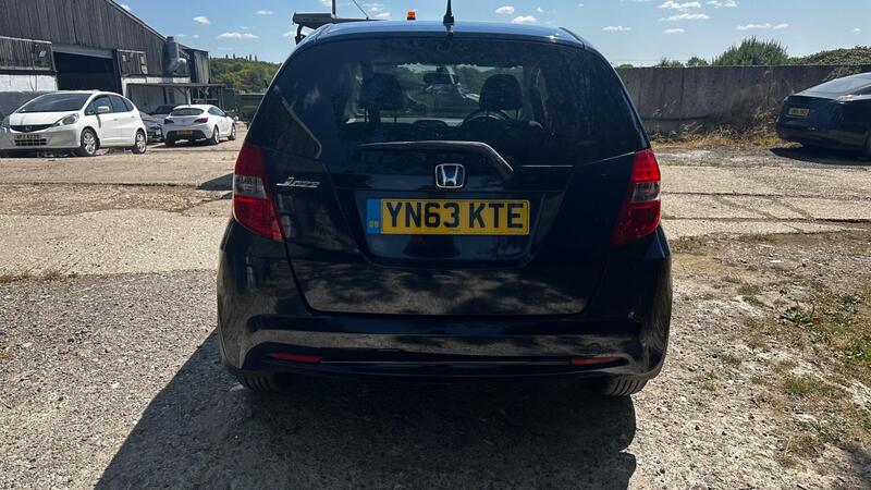 2013 Honda Jazz — photo 10