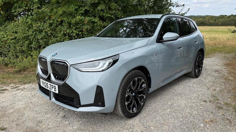 2026 BMW X3 — photo 3