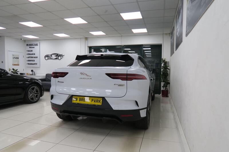 Jaguar I-Pace view 6