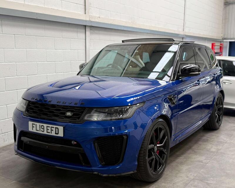 Land Rover Range Rover Sport view 3