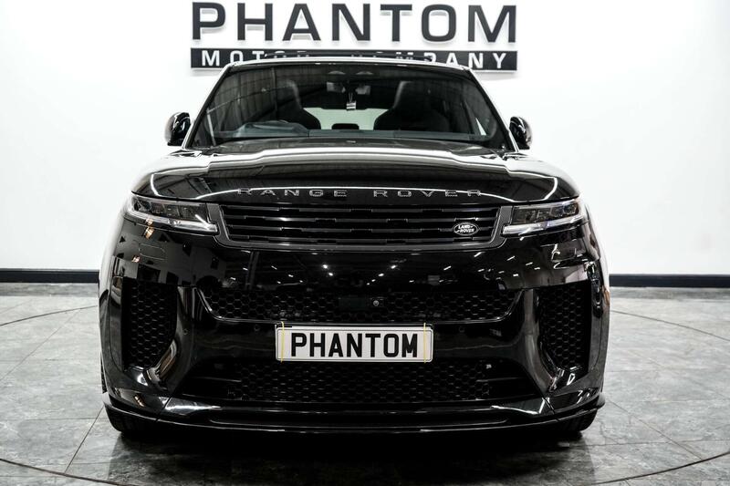 Land Rover Range Rover Sport view 2