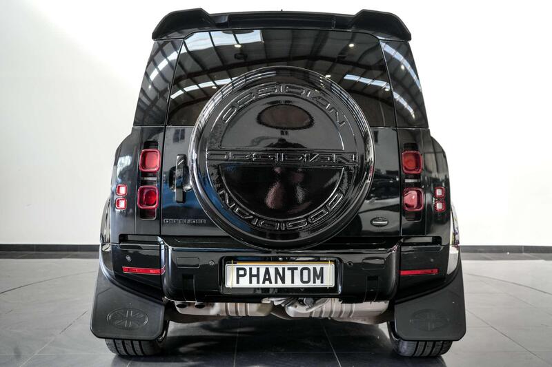 Land Rover Defender view 4