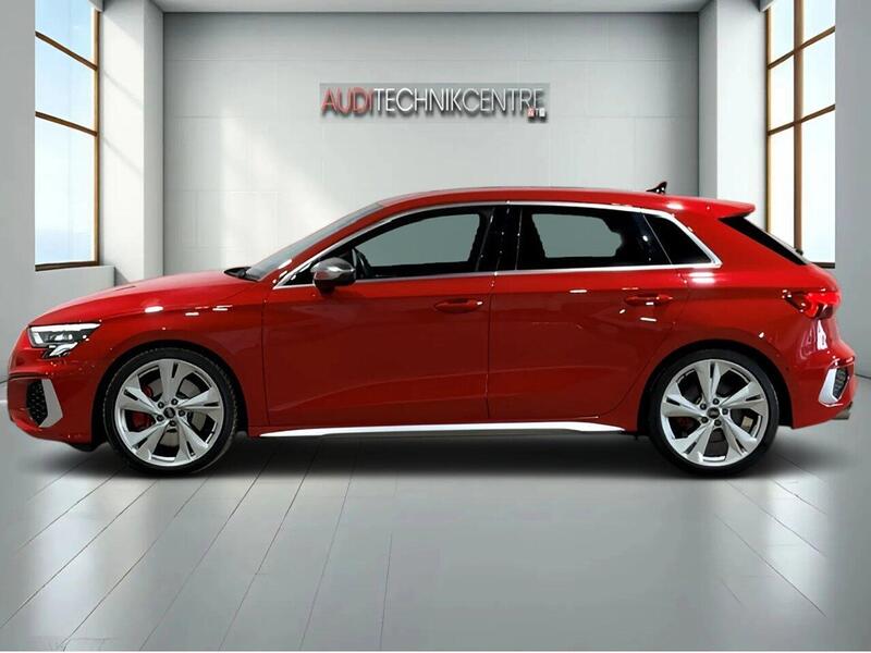 Audi Audi S3 view 2