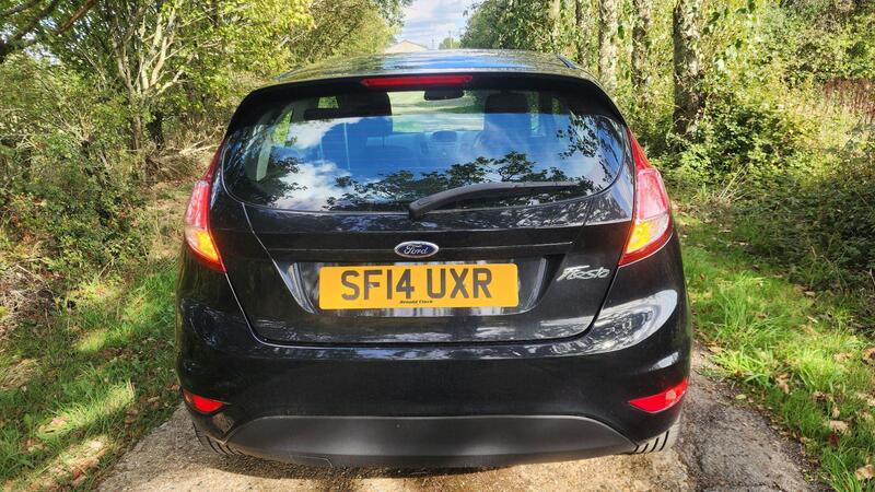 2014 Ford Fiesta — photo 9