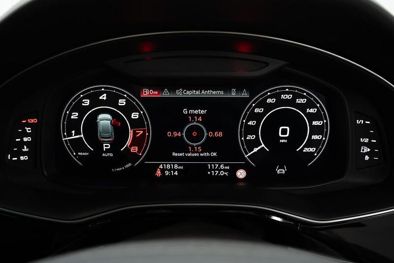 Audi Audi RSQ8 view 7