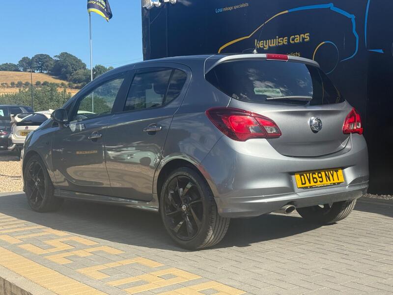 Vauxhall Corsa view 3