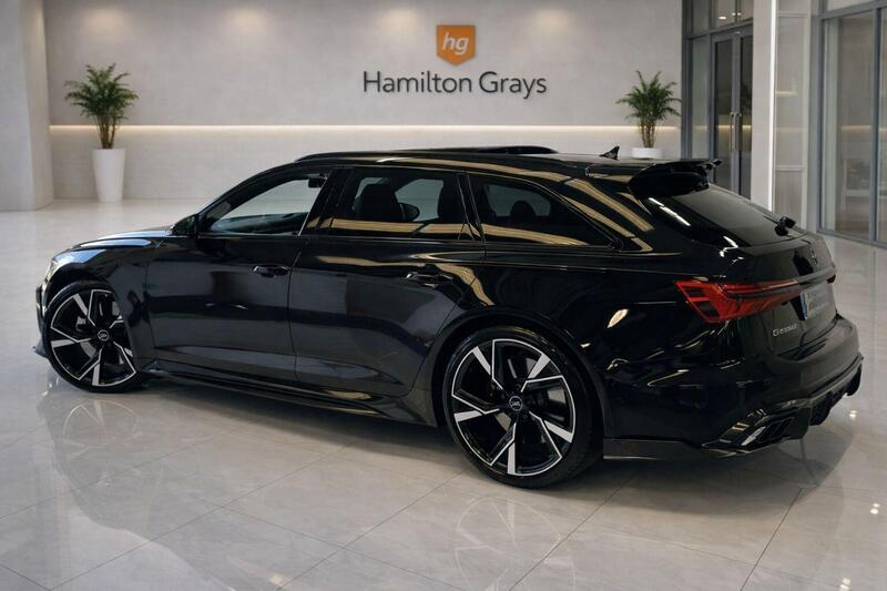 Audi RS6 Avant view 2