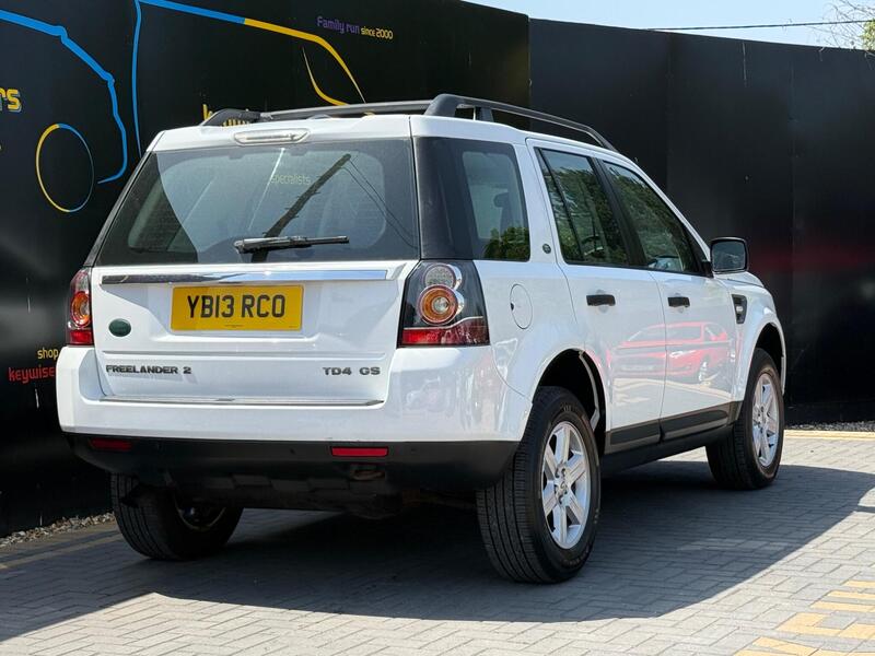 Land Rover Freelander 2 view 5