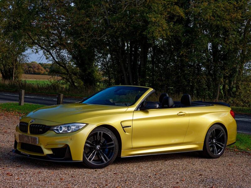 BMW M4 view 4