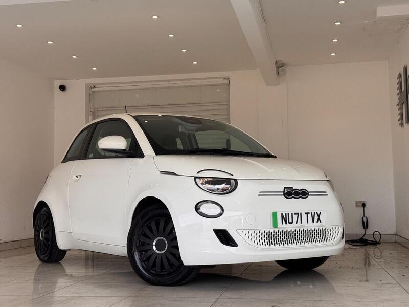 2021 Fiat 500e in White for sale