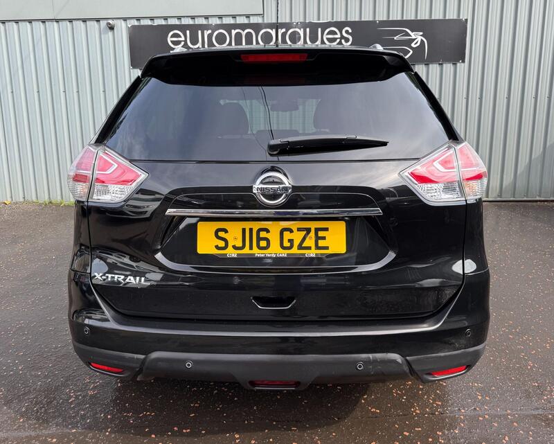 Nissan X-Trail view 5