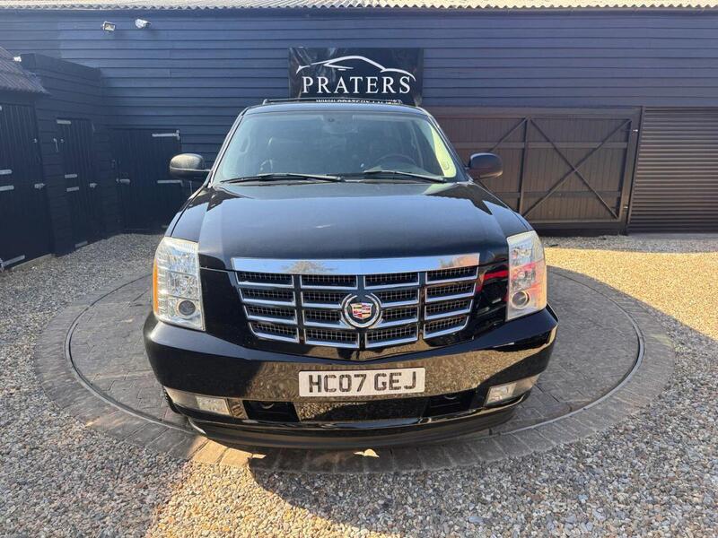 Cadillac Escalade view 5