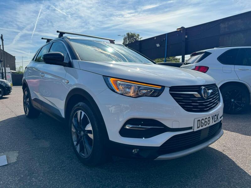 2018 Vauxhall Grandland X in White for sale