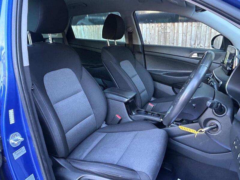 Hyundai Tucson view 3