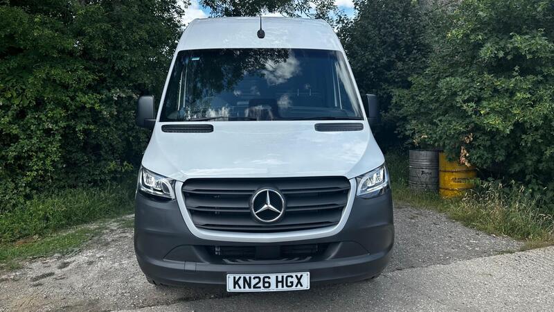2026 Mercedes-Benz Sprinter — photo 2