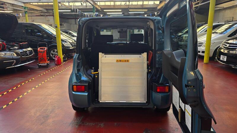 Nissan Cube view 5