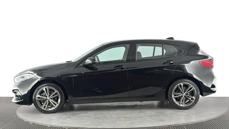 BMW 1 Series view 7