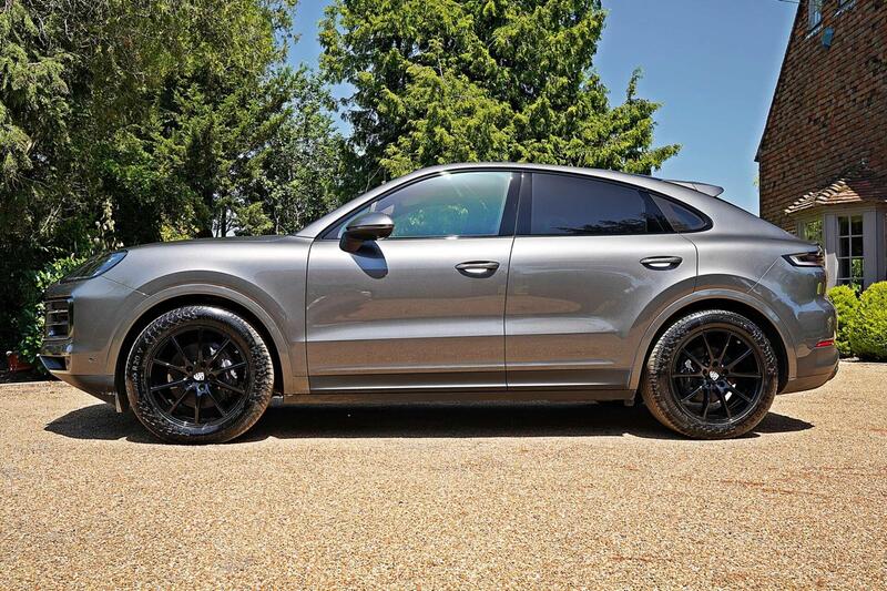 Porsche Cayenne view 2