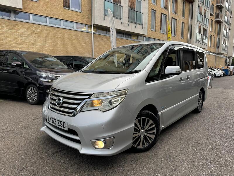 2014 Nissan Serena in Silver for sale