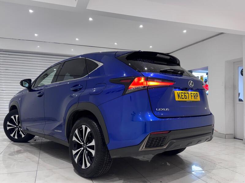Lexus NX view 4