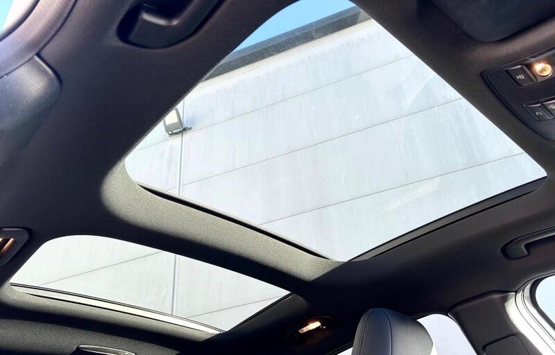 Mercedes-Benz Gla view 2